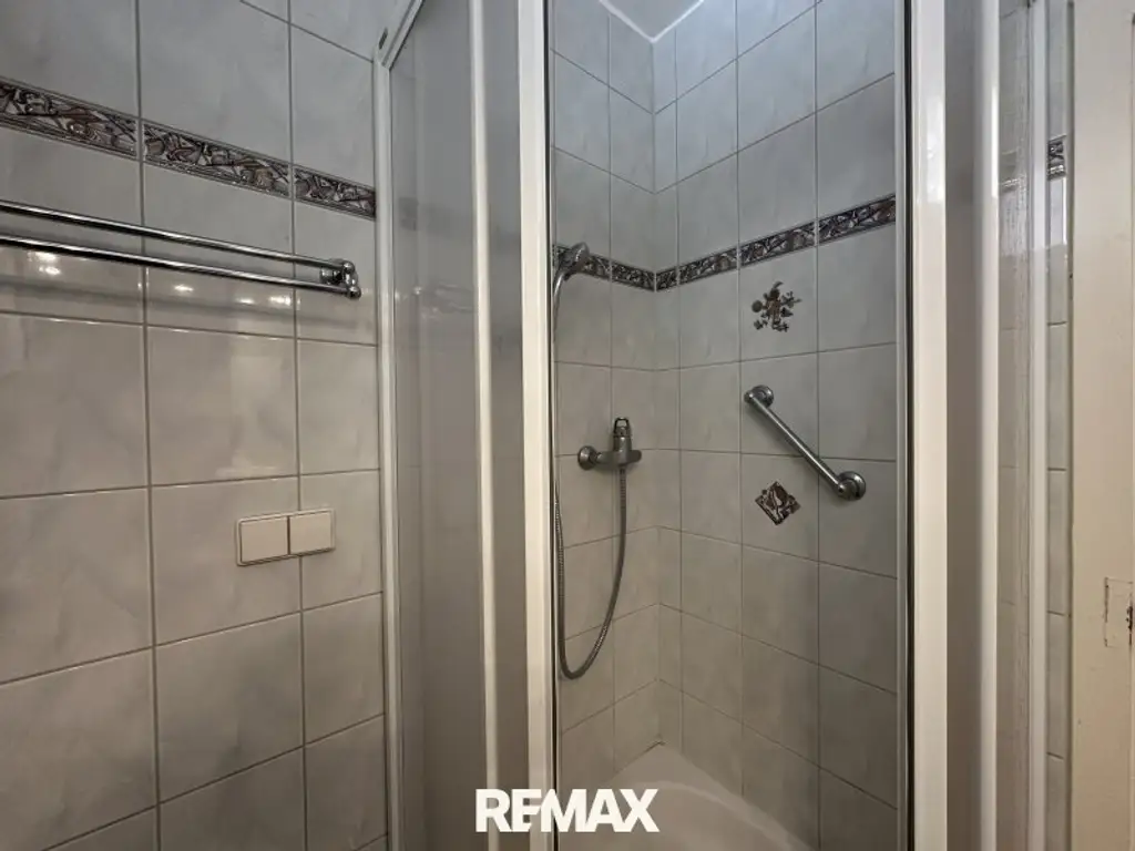 ***Charmante 3-Zimmer-Erdgeschosswohnung mit Potenzial in Mürzzuschlag***