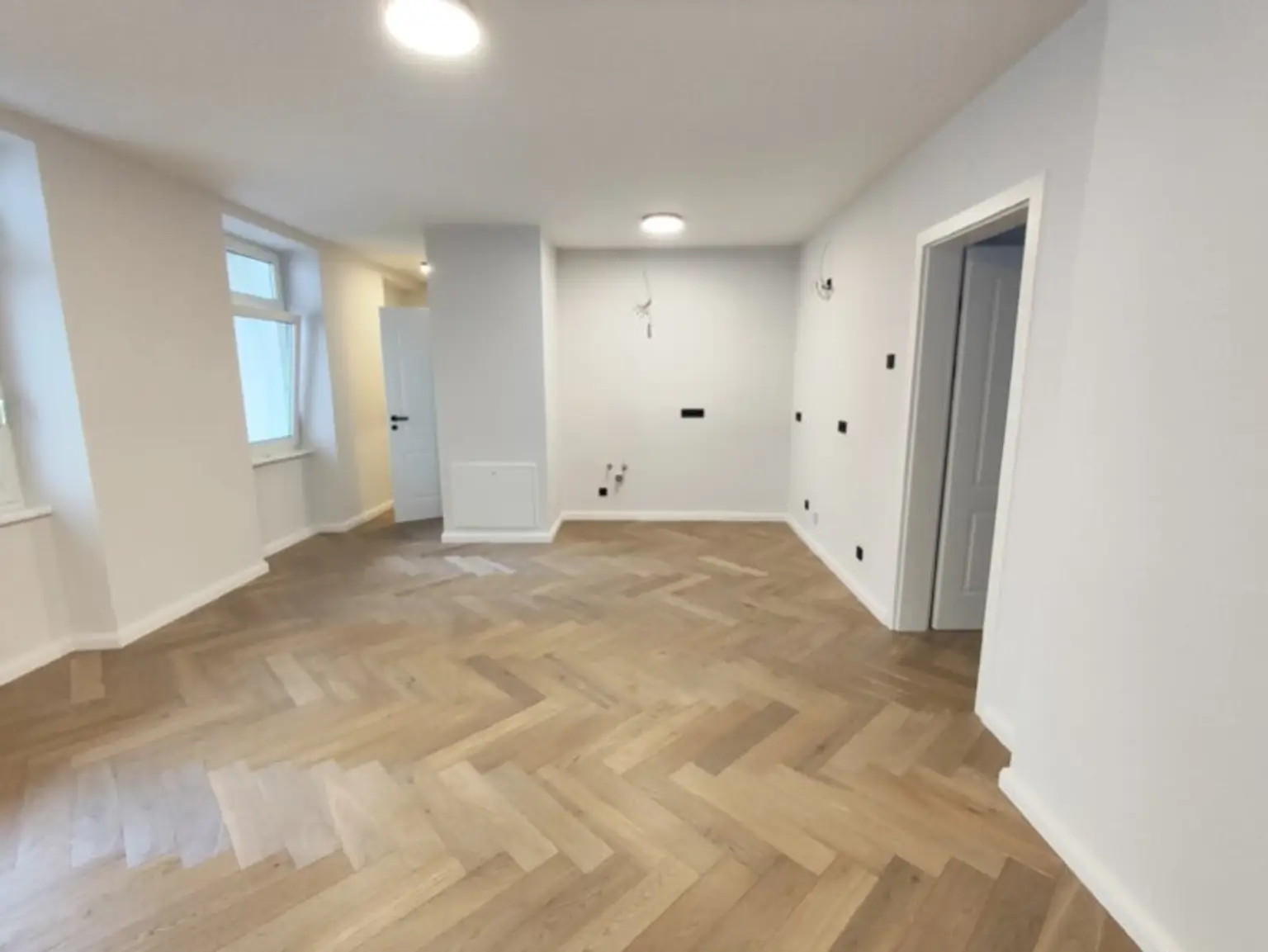 Krongasse! Altbau-Erstbezug mit Balkon in liebevoll saniertem Altbauhaus - Top11