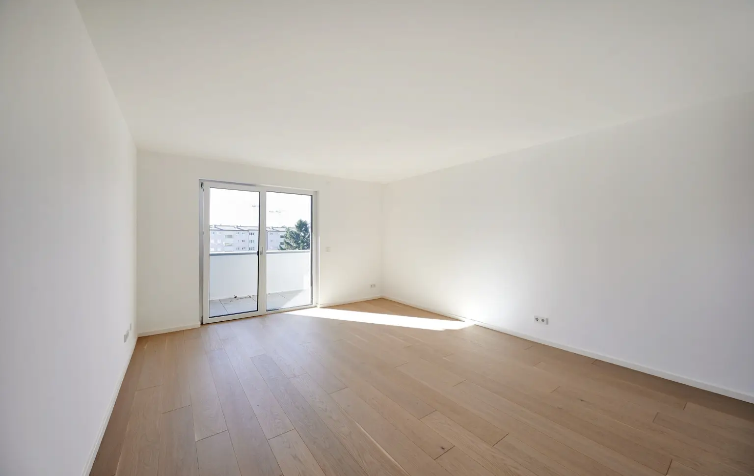 Naturnah wohnen, stadtnah leben – Ihre 3-Zimmer-Loggiawohnung 
mit Wohlfühlfaktor! ERSTBEZUG!