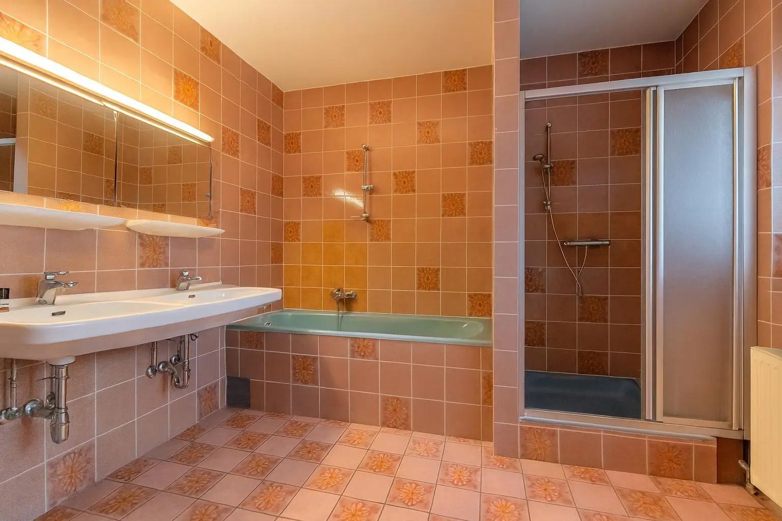 Bild 8, Badezimmer EG