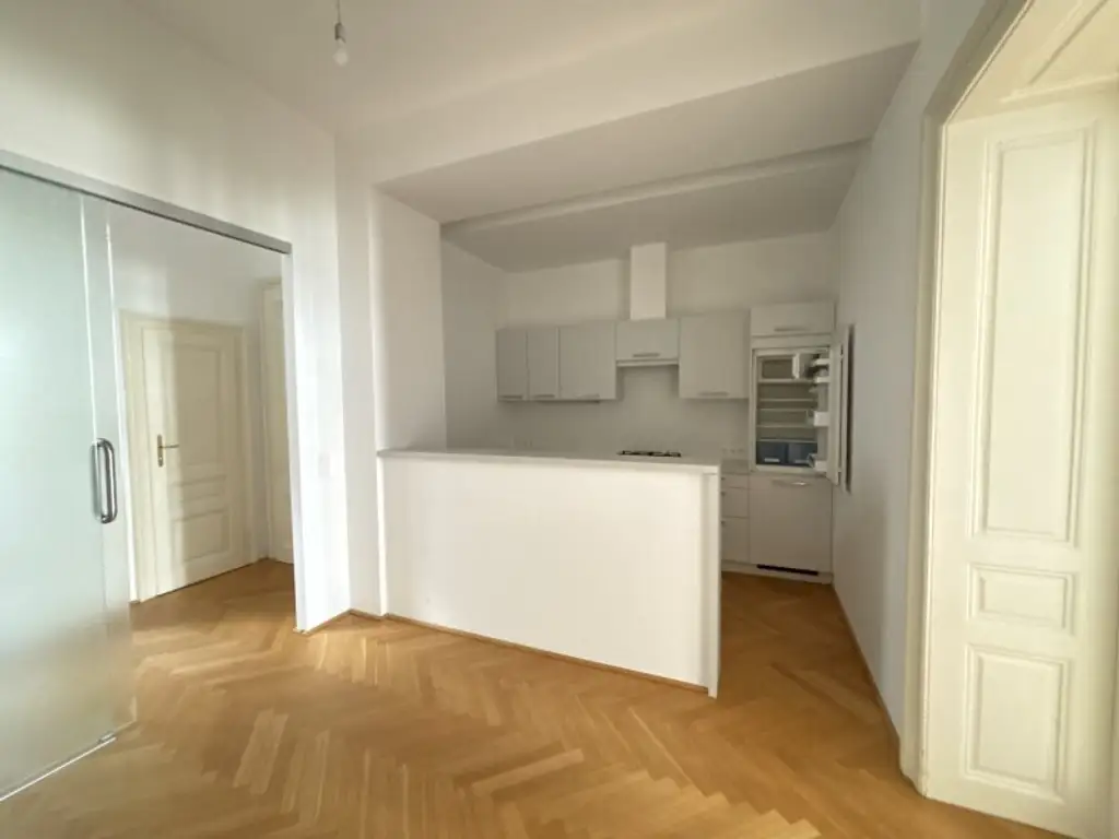 TOPZUSTAND + UNBEFRISTET + nächst PARADISGASSE!