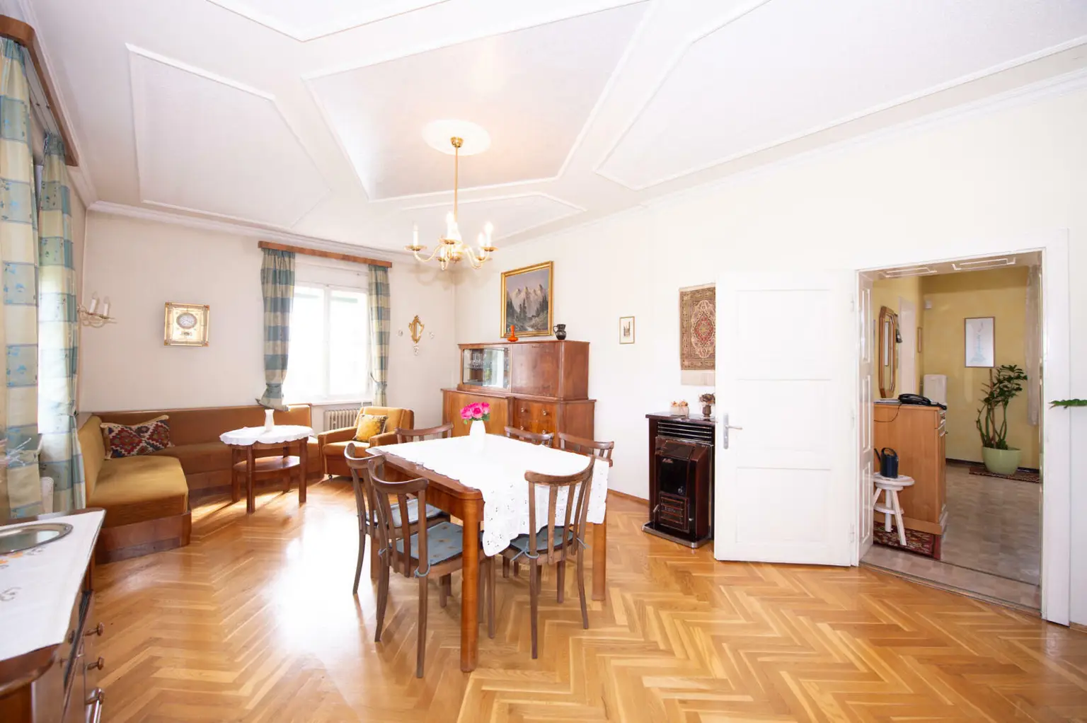 Ein Anwesen voller Möglichkeiten – großzügiges Haus mit Traumgrundstück