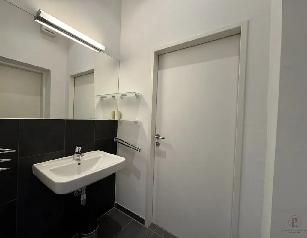 * 2 Zimmer Altbauwohnung Nähe Griesplatz - Griesgasse *