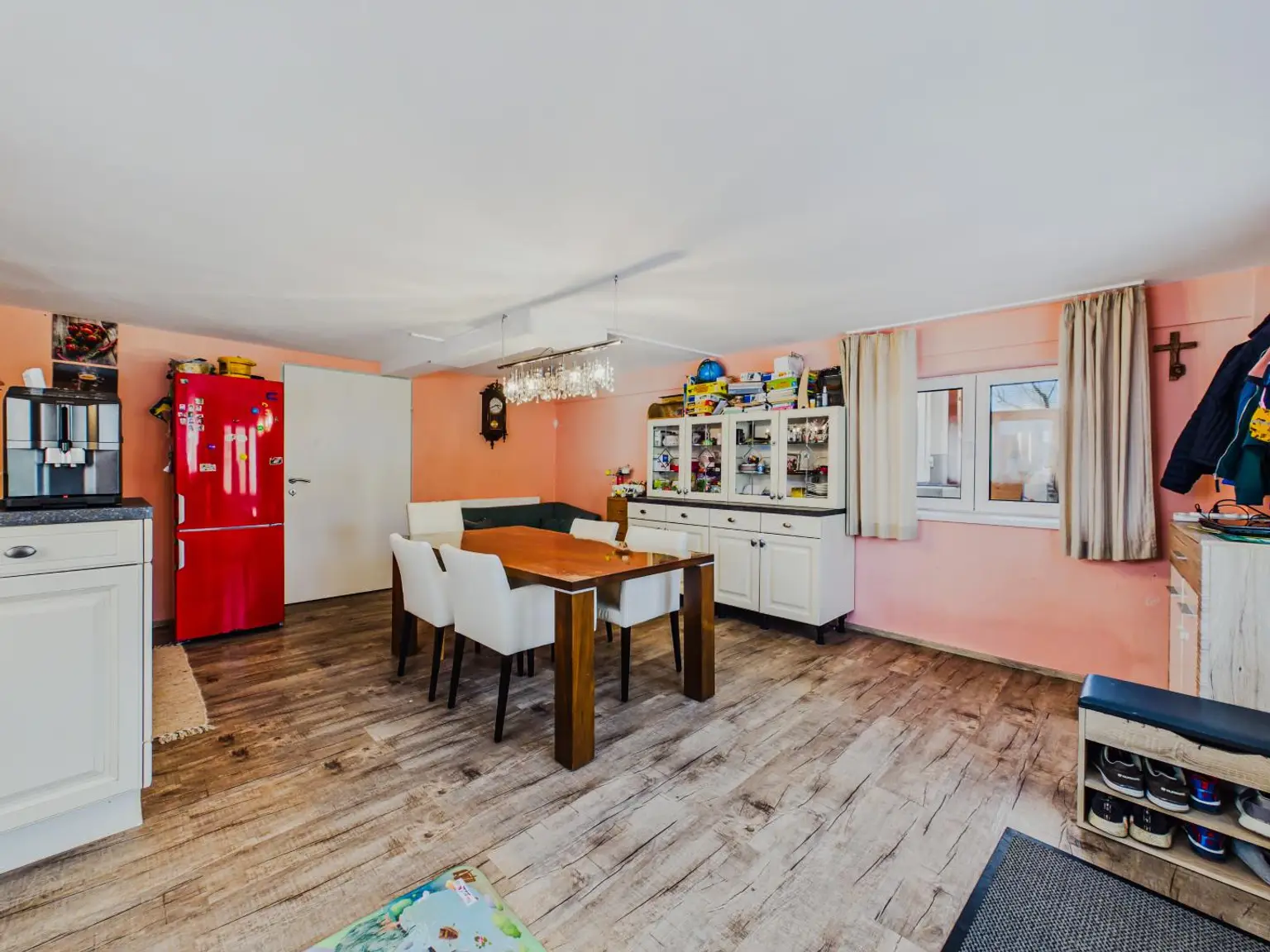 Wohn- und Essbereich 4