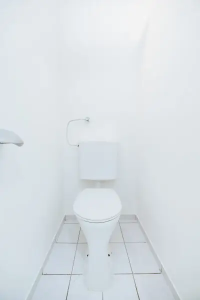 HIGHLIGHT I OBERSTE ETAGE MIT LIFT I MODERNISIERT I KOMFORT-DUSCHE I DESIGN-KÜCHE INKLUSIVE I ZENTRAL & BAHNHOFNAH I HAUSTIER-TAUGLICH I MODERNES WOHNGEFÜHL I OPTIMALE RAUMNUTZUNG I PROJEKT WOHNEN