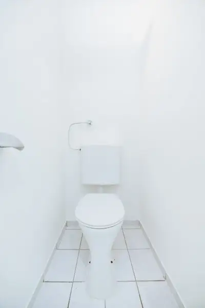 HIGHLIGHT I OBERSTE ETAGE MIT LIFT I MODERNISIERT I KOMFORT-DUSCHE I DESIGN-KÜCHE INKLUSIVE I ZENTRAL & BAHNHOFNAH I HAUSTIER-TAUGLICH I MODERNES WOHNGEFÜHL I OPTIMALE RAUMNUTZUNG I PROJEKT WOHNEN