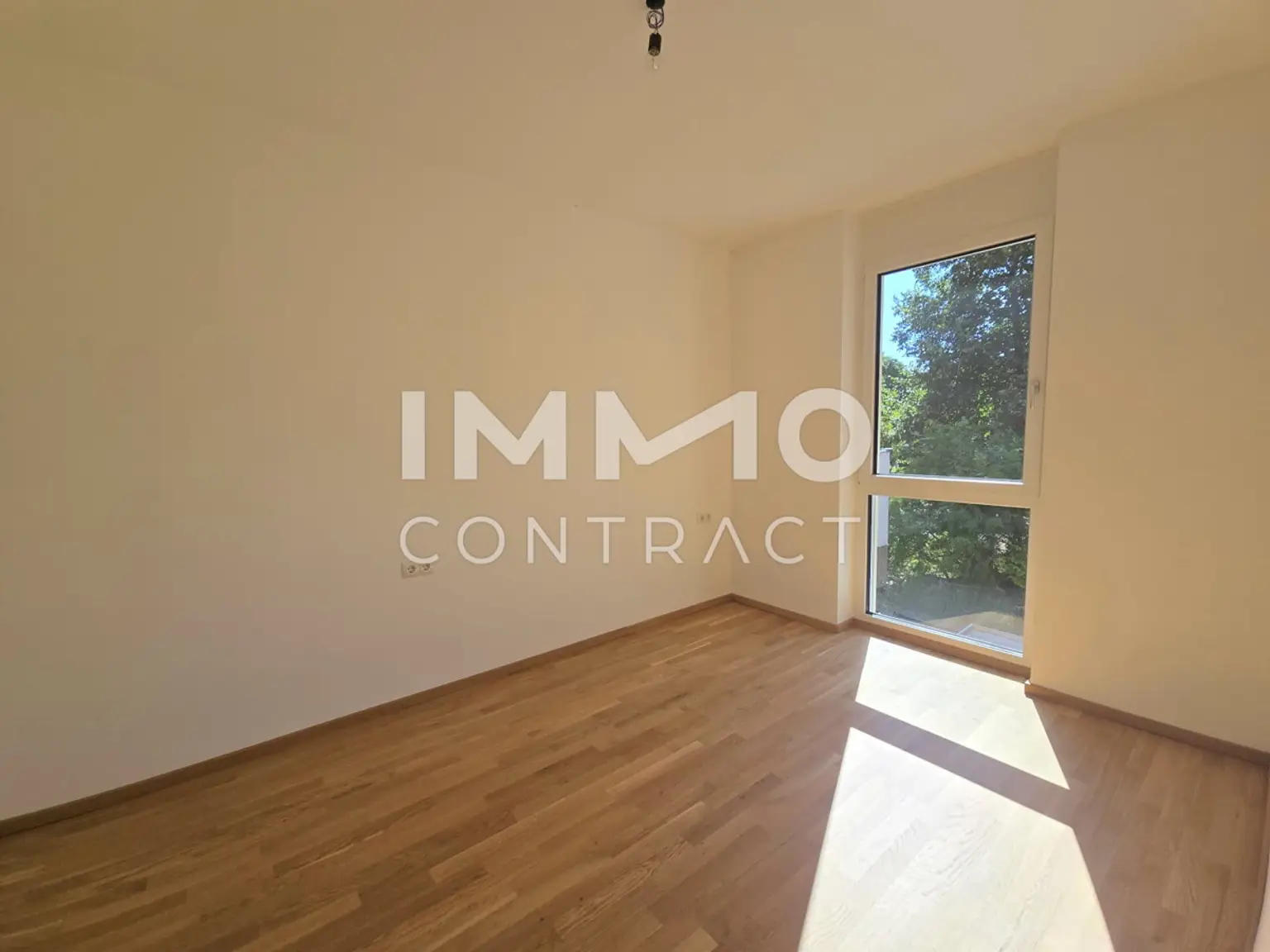 Neuwertige, geförderte 4 Zimmer-Wohnung in ruhiger Lage mit Balkon - Nippelgasse 10a - Top 8