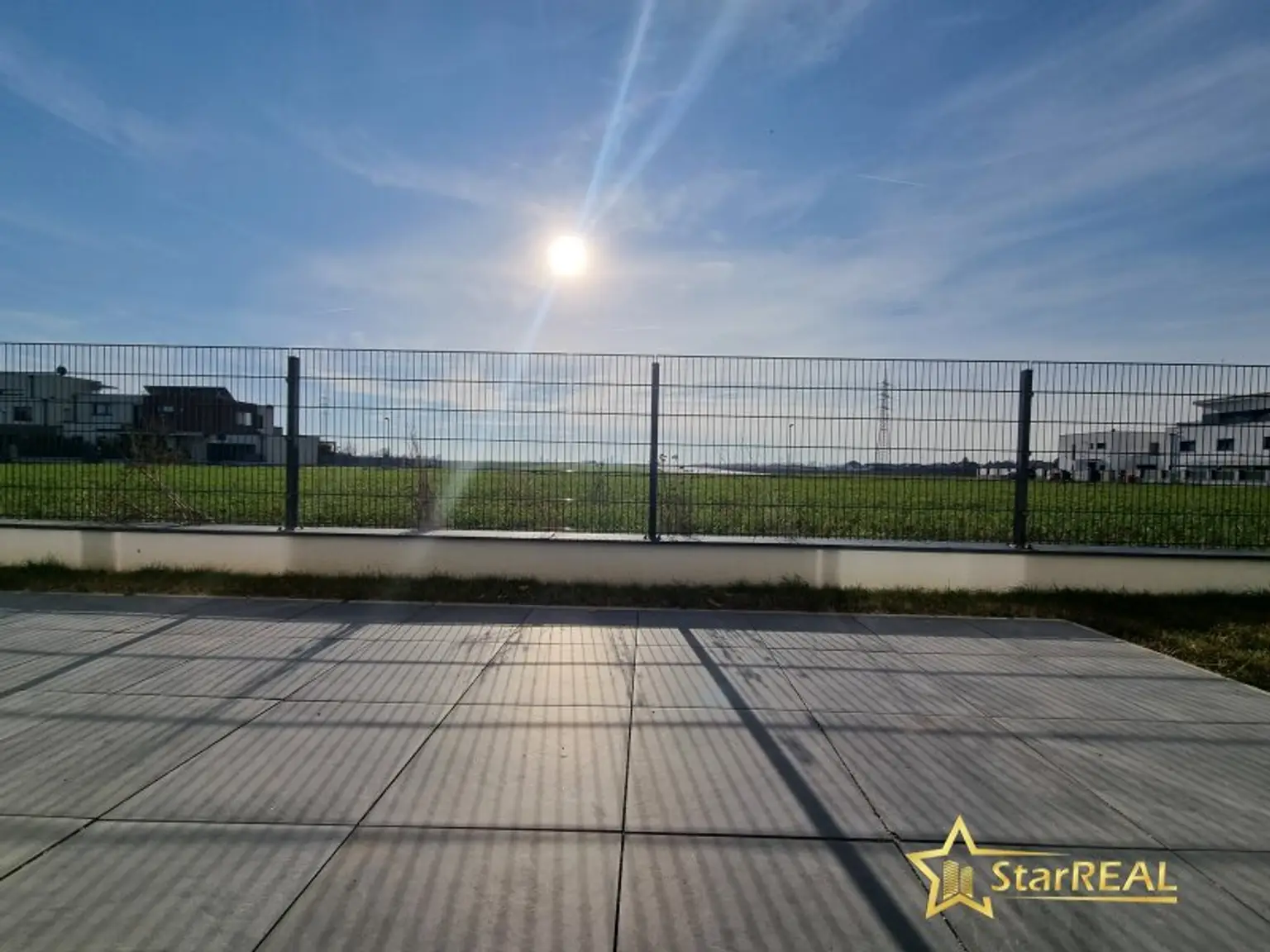 Terrasse und Ausblick