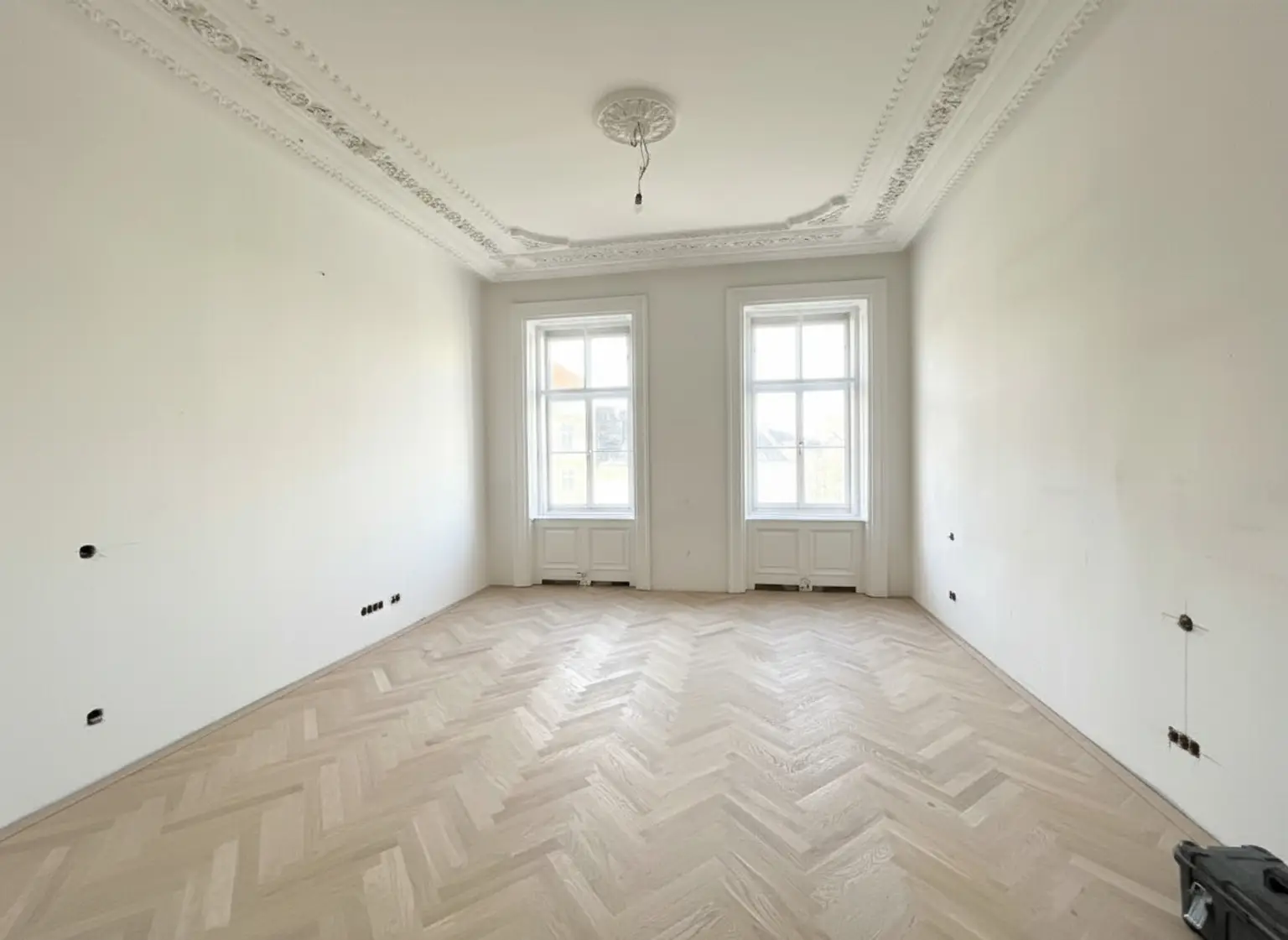 UNBEFRISTET und ERSTBEZUG: Prachtvolle, klimatisierte Wohnung in Top Lage / UNLIMITED and FIRST OCCUPANCY: Stunning, air-conditioned apartment