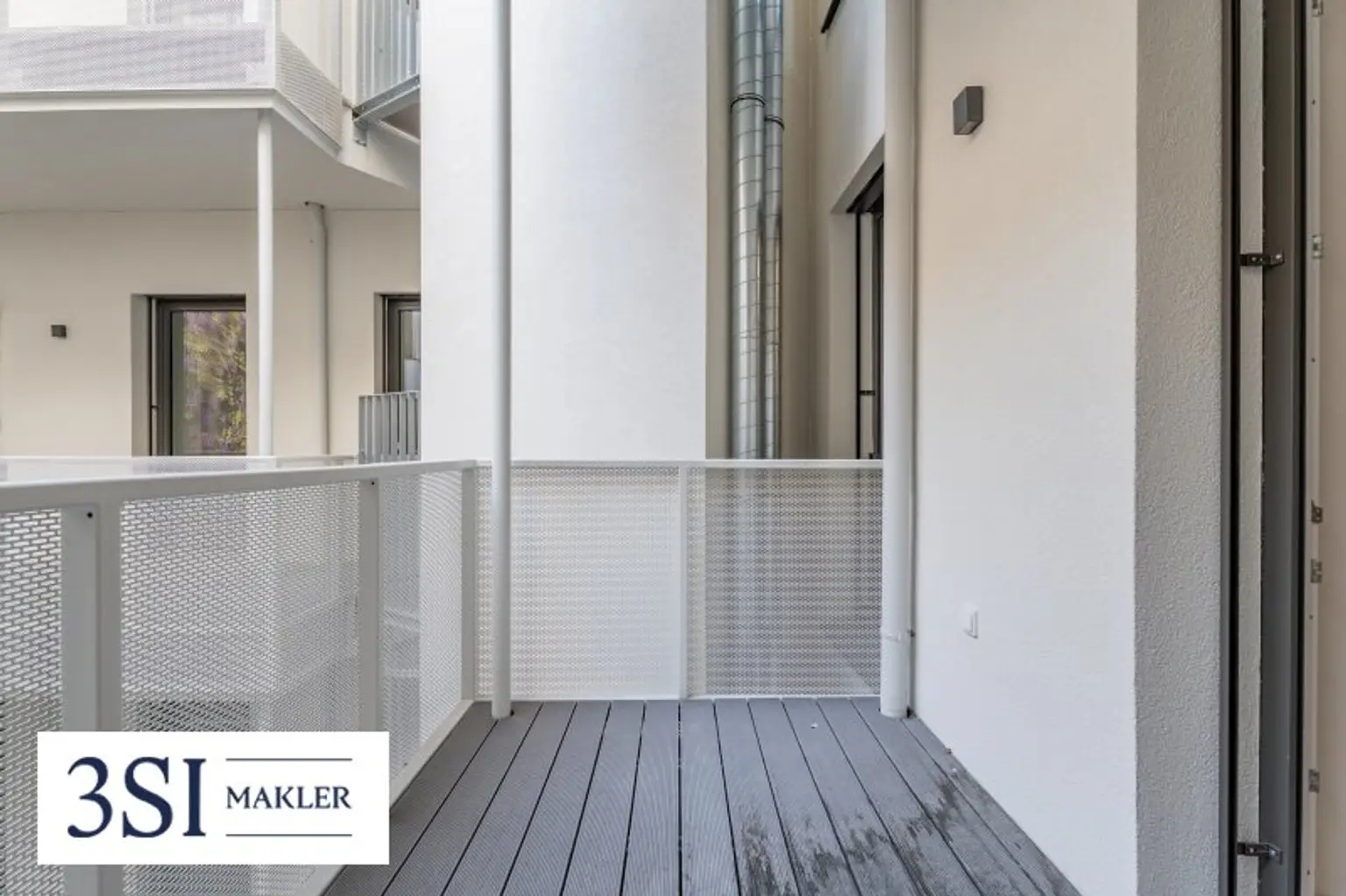 Lichtdurchflutete 2-Zimmer-Wohnung mit Balkon