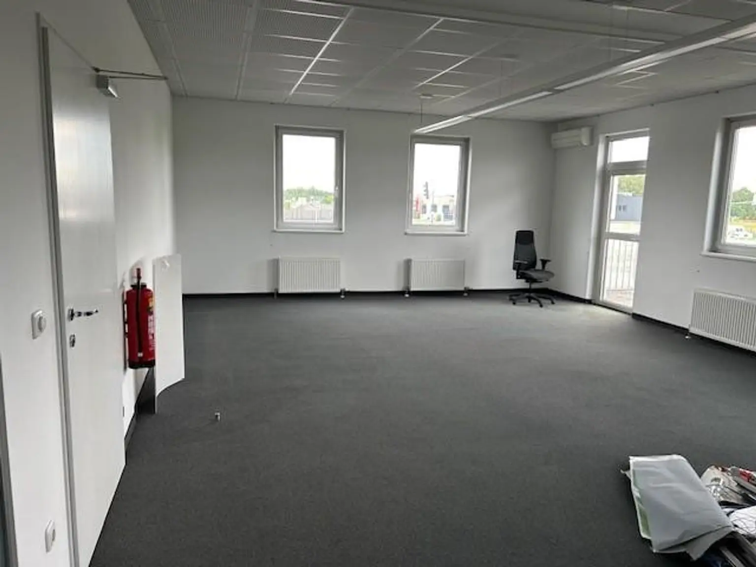 2 Büroflächen in Traun direkt an der B 1 zu vermieten    175 m2 und 170 m2