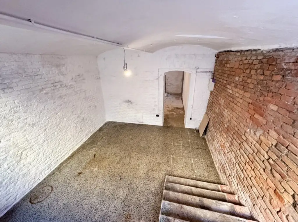 PROVISIONSFREI! Lager / Magazin mit 45 m2 Nutzfläche und Strassenzugang zu vermieten Nahe Erdbergstrasse / Schlachthausgasse!