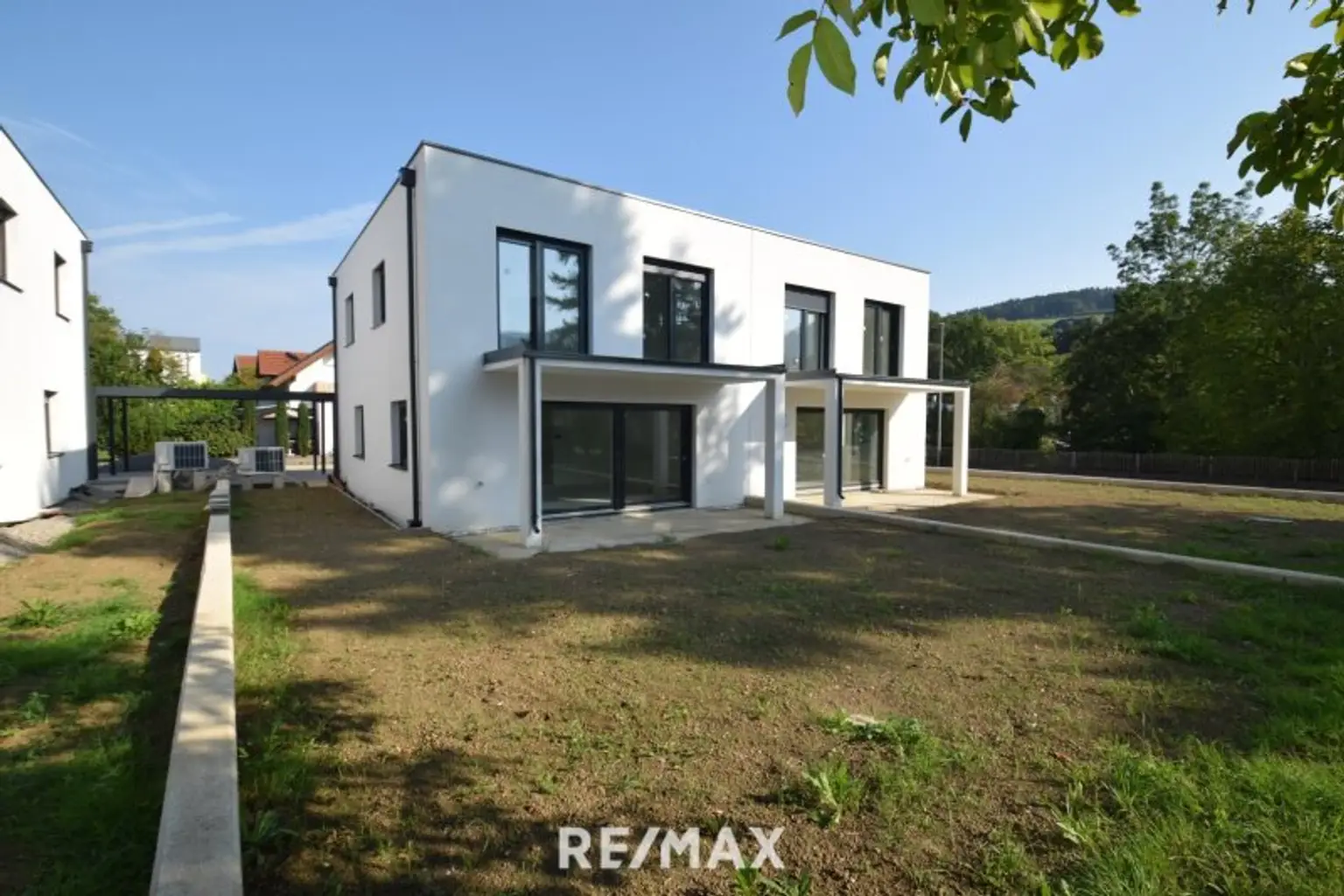 Top 2 - Blick in den Garten