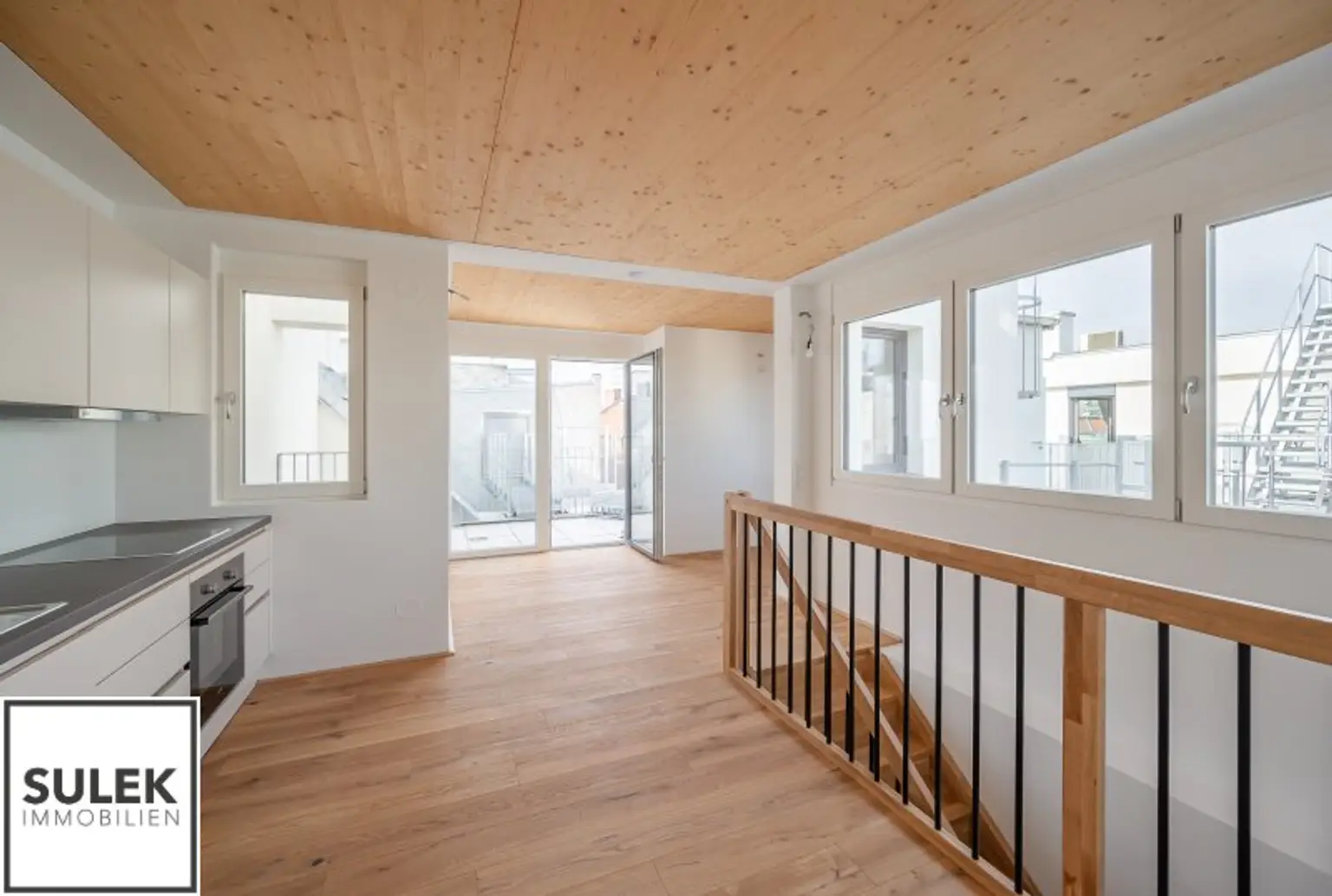 Erstbezug: 3-Zimmer-Maisonette mit hofseitiger Terrasse