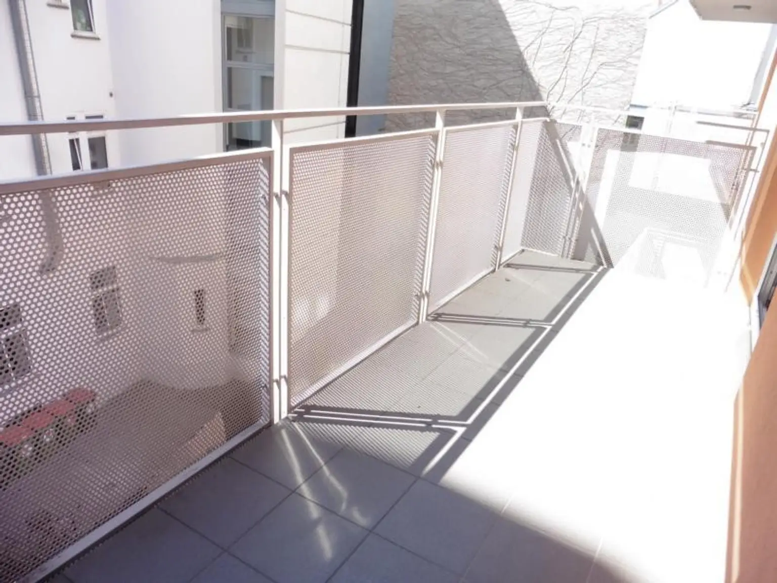 U4-Nähe!! Neubauwohnung mit großem, sonnigen Süd-Balkon // AB NOVEMBER!!!