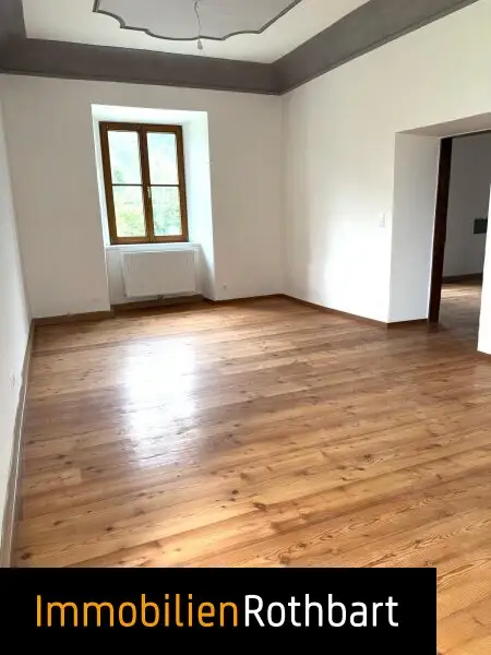 Erstbezug nach Sanierung - Neue Wohnung im Pfarrhof in Kammern