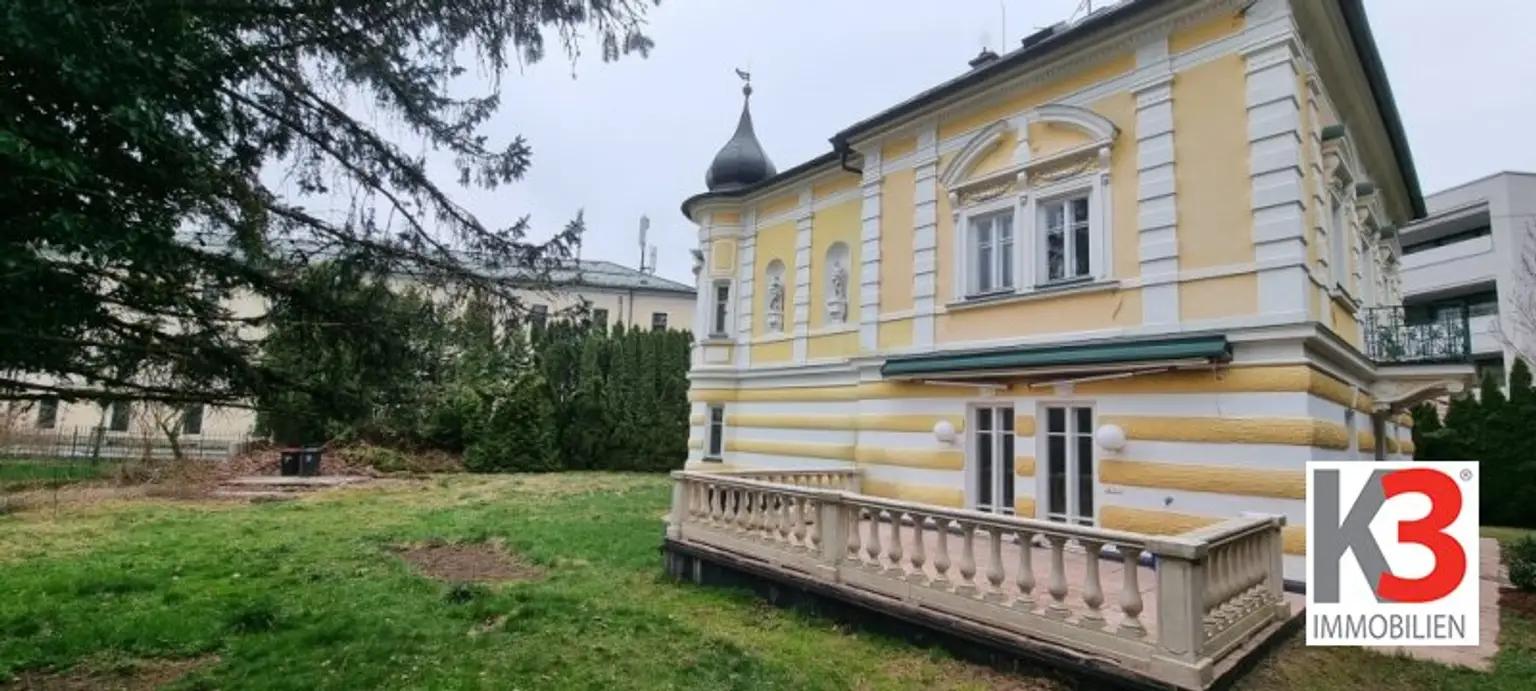 Nur wenige Schritte vom Festspielhaus entfernt-Vorzeigevilla im Stadtzentrum