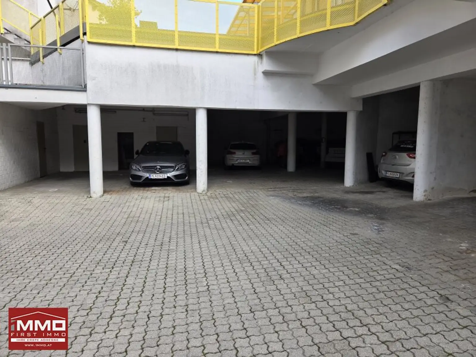 RUHELAGE IM ORTSKERN VON NEULENGBACH MIT TERRASSE