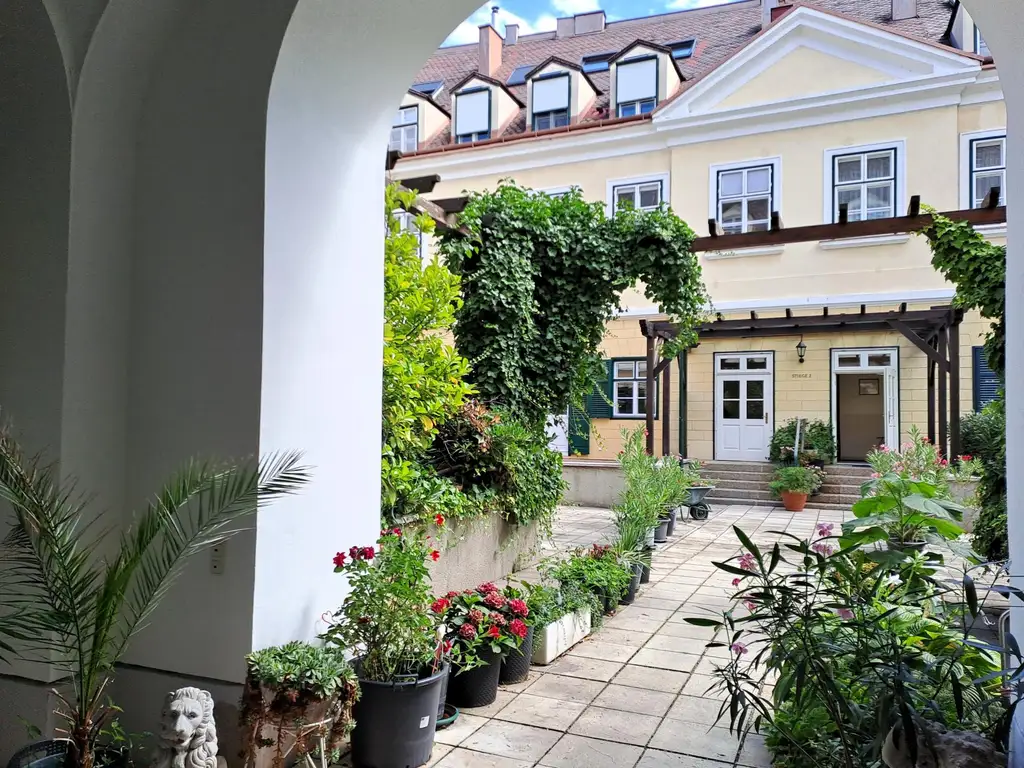 4 ZIM.WHG MIT BLICK IN RUHIGEN INNENHOF/LIFT/TIEFGARAGE