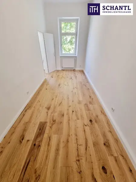 Altbauflair clever geplant - 3 Zimmer in kompakter Größe! Entzückende Altbauwohnung + Traumhaft schönes Haus + Perfekte Infrastrukur und Anbindung + Neue Einbauküche! Jetzt zugreifen!