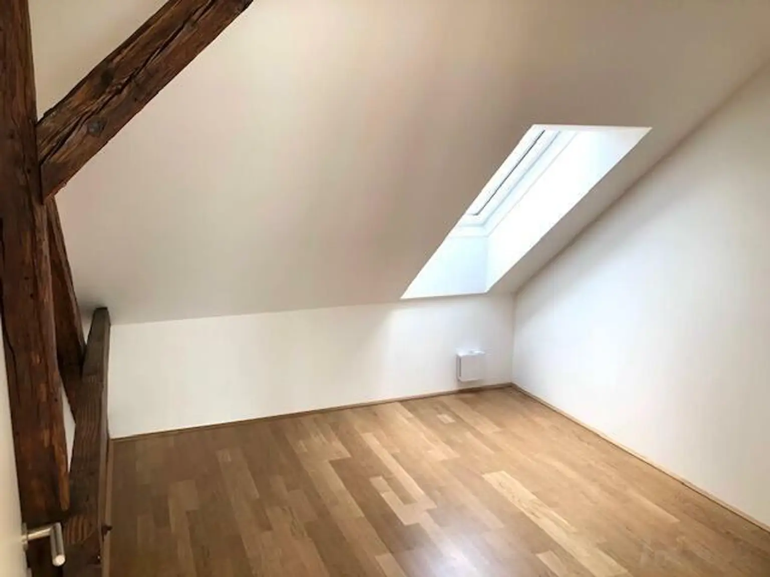 Geförderte 3-Zimmer Dachgeschoss-Wohnung mit Lift - Nähe FH ab 1.12.2025