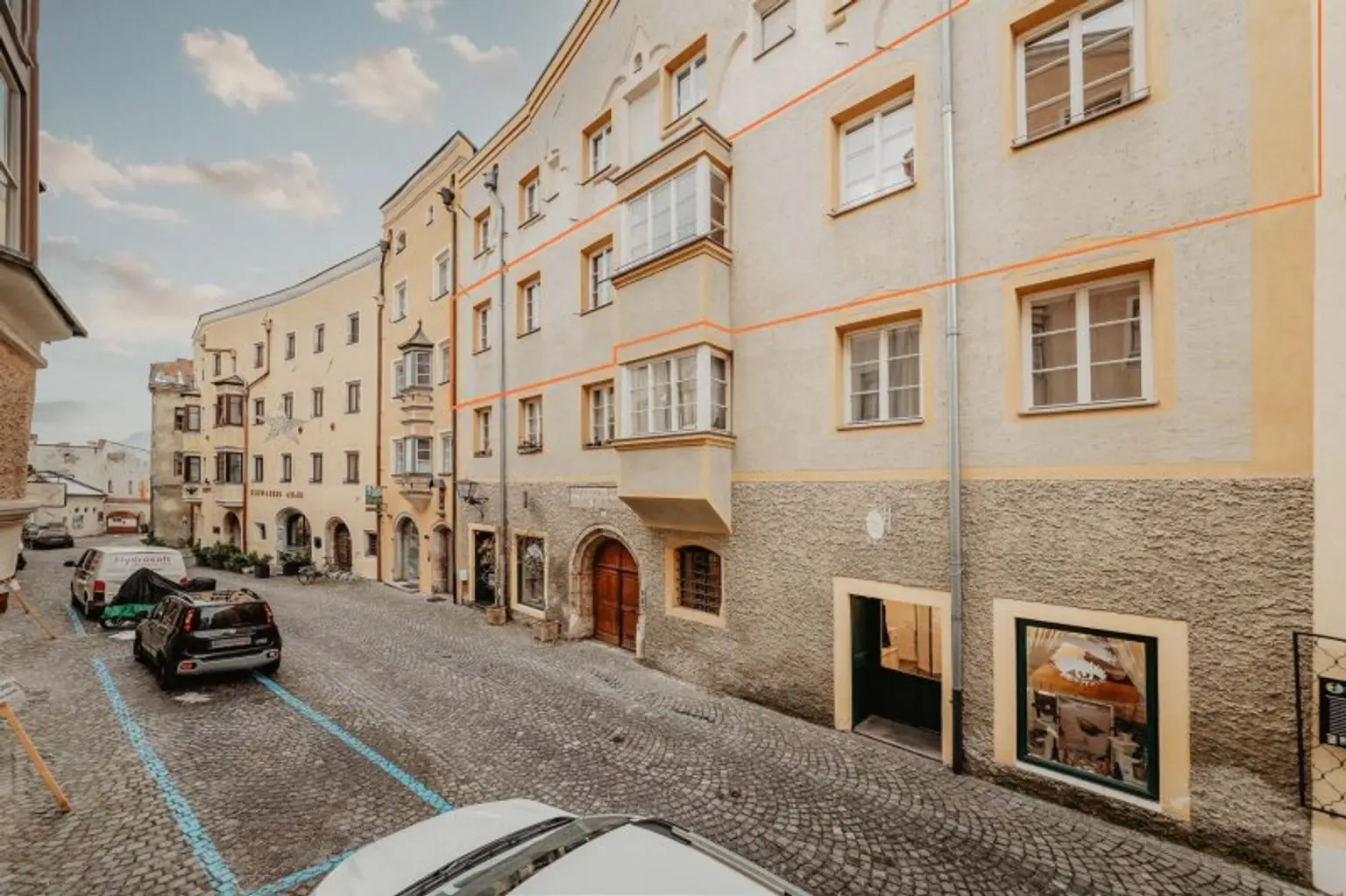 Modernisierte, großzügige Altstadtwohnung in Hall in Tirol