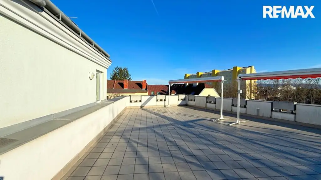 Ehemaliges Seniorenheim, gewerbliche Widmung, große Dachterrasse & 16 Garagen in Wiener Neustadt – Top Chance!