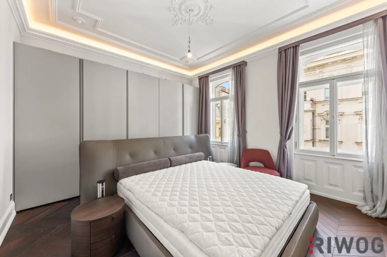 **Luxus auf höchsten Niveau**4-Zimmer**3 Bäder**2 Balkone**Smart-Home**uvm.