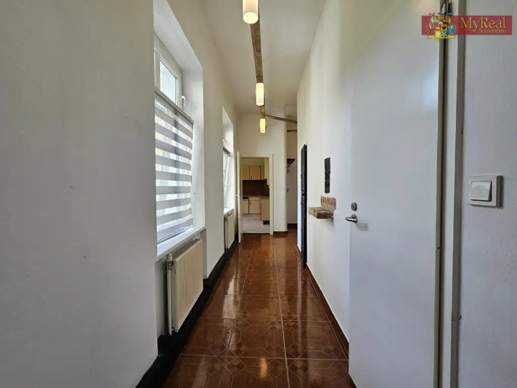 Große ruhige 3 Zimmer-Raucherwohnung