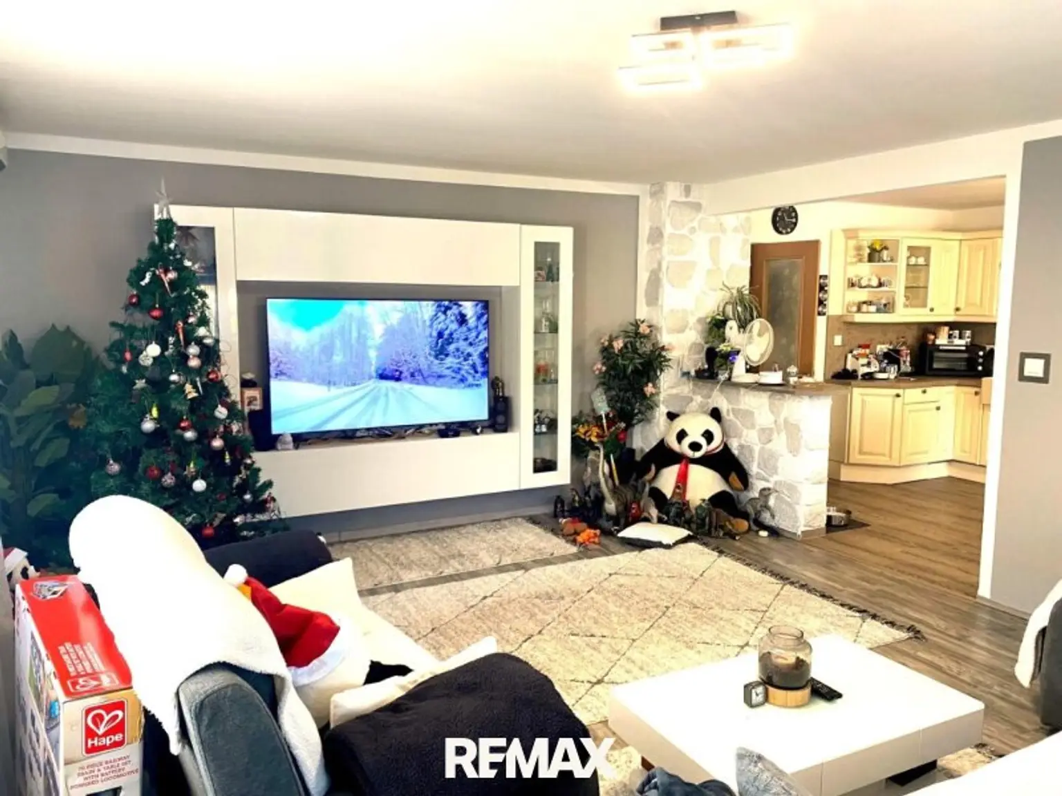7 Wohnzimmer