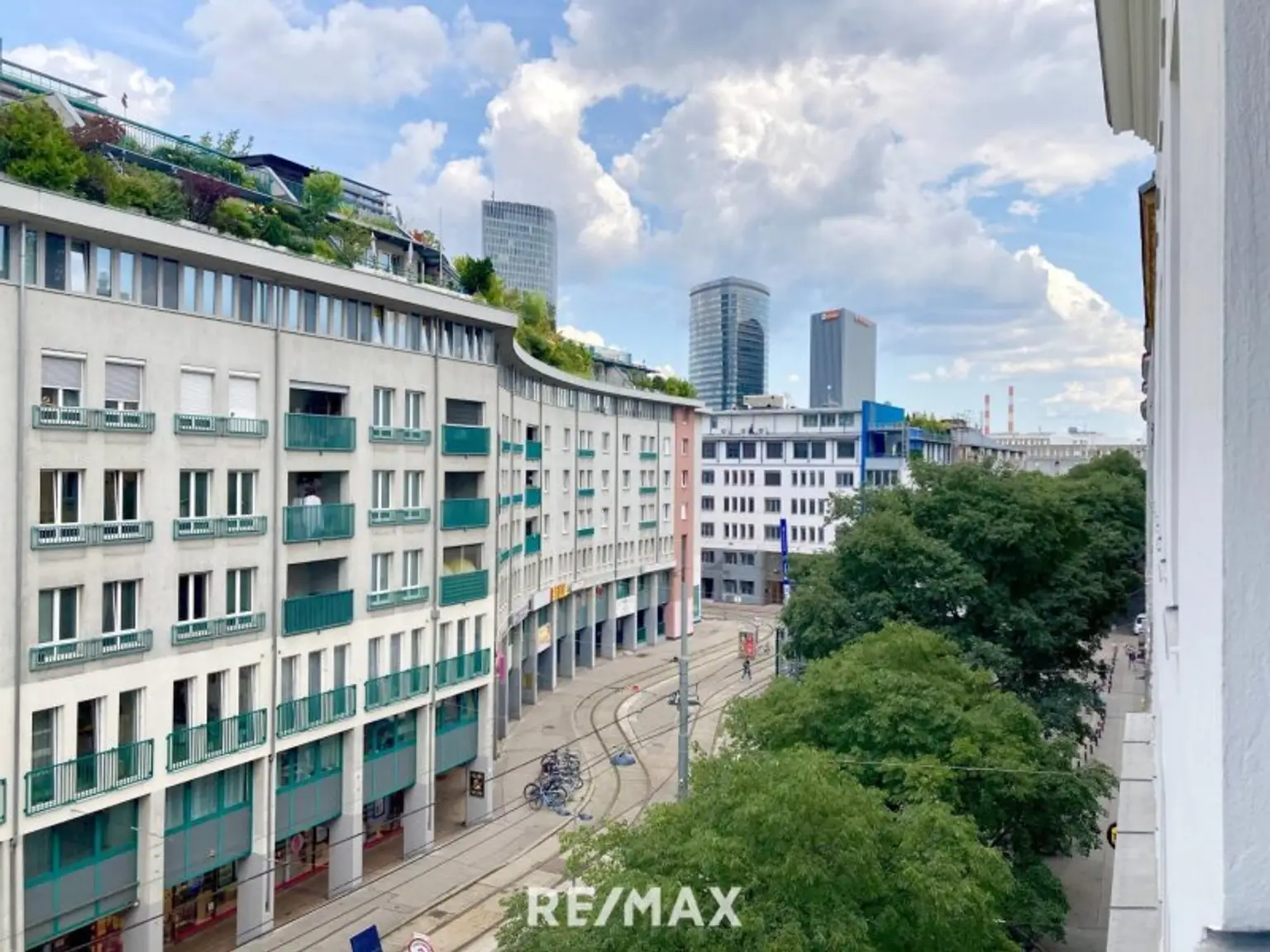 Charmante 2-Zimmer-Wohnung mit separater Küche und Altbauflair – Liftbau ist in Planung!