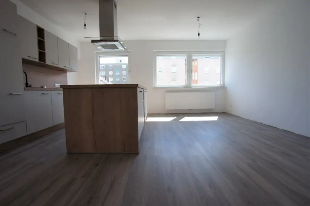 Ruhige und zentrale 58 m²-Wohnung mit Wohnküche - neuwertiger Zustand