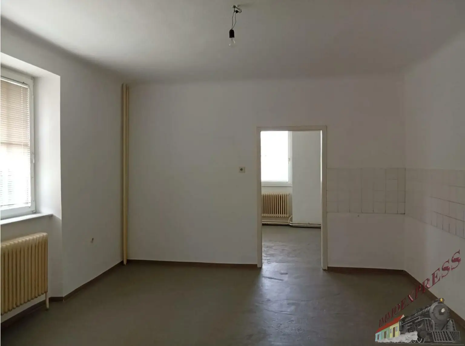 Großzügiges Haus mit 1.793 m² Grund, Innenhof & Nebengebäude