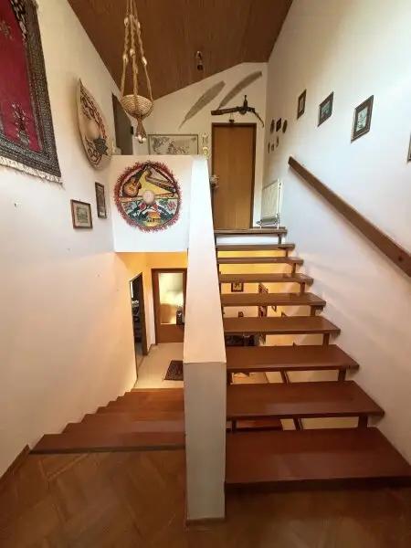 Eckreihenhaus mit Garten & Terrasse (5 Wohn- / Schlafzimmer) in gefragter Lage I Linz-Urfahr