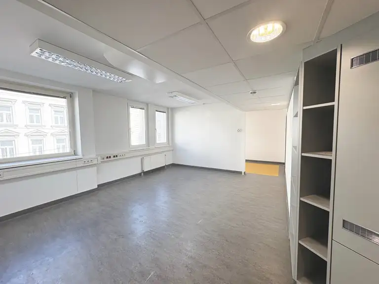 Büro 1 I