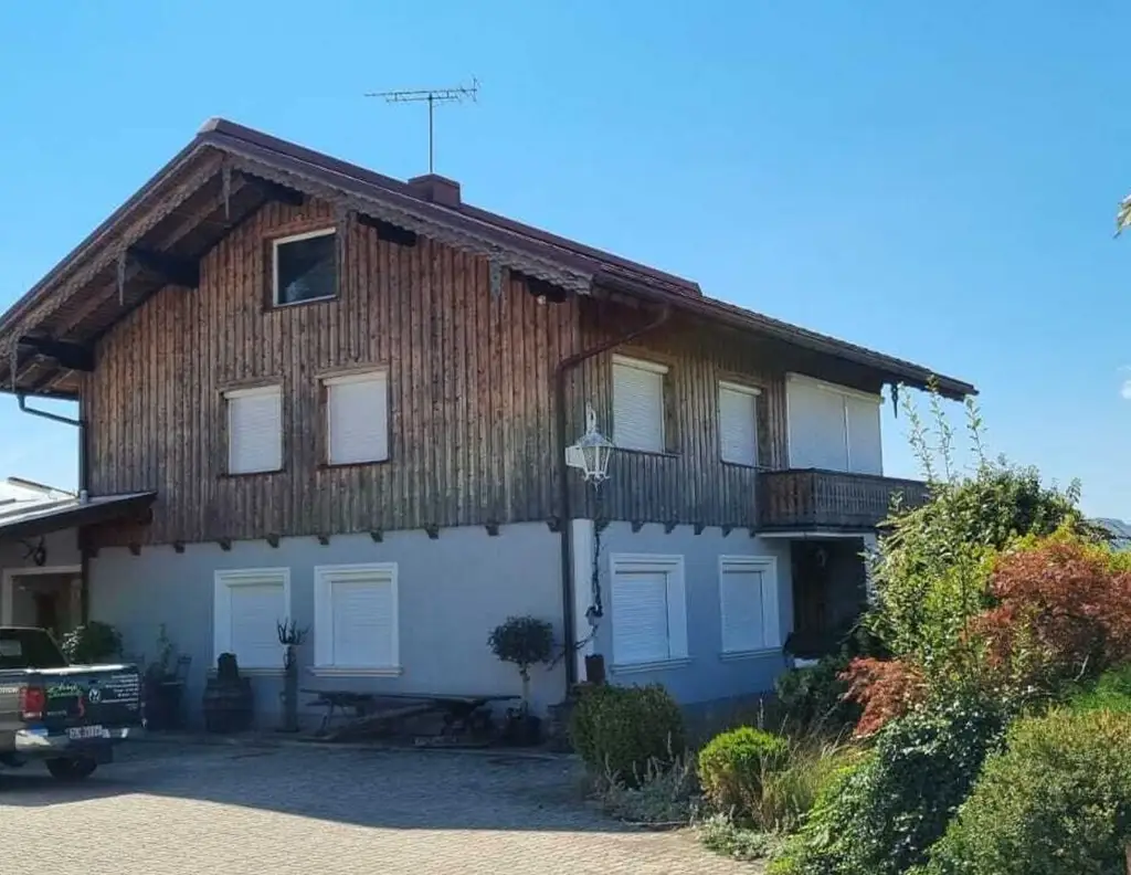 Generationenhaus (4 Wohneinheiten) in Traumlage in 8530 Deutschlandsberg