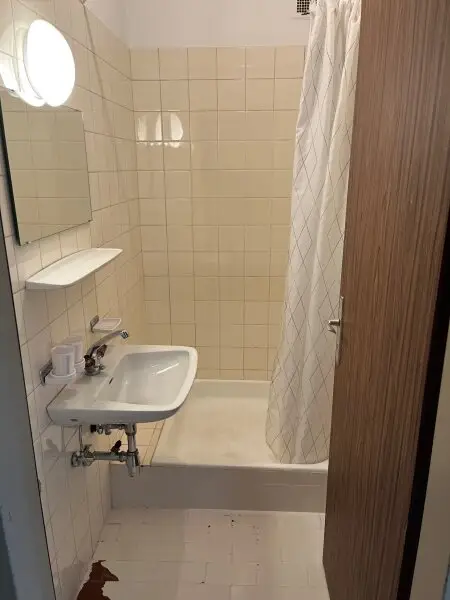 Geräumige Wohnung mit 2 Zimmer, separate Küche mit optional TGAP - Pradl