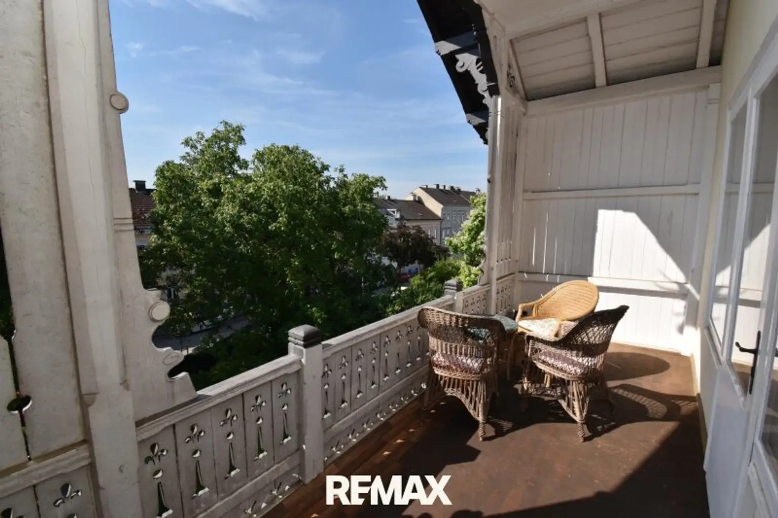 Balkon OG