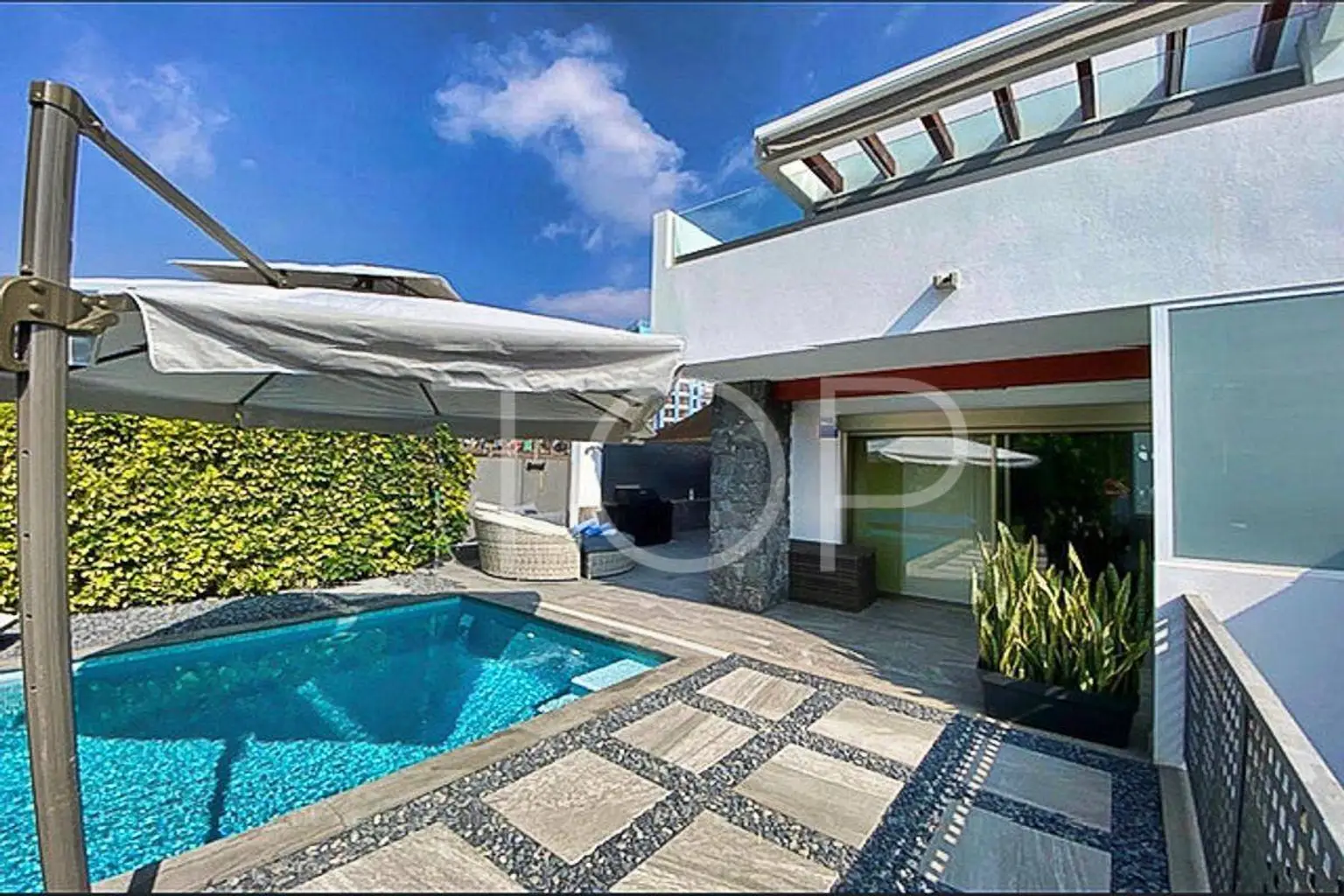 Villa-Los-Cristianos-Schwimmbad-Teneriffa-6