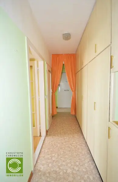 CHRISTOPH CHROMECEK IMMOBILIEN - MÖDLING - Helle, zentrumsnahe und möblierte 2,5 Zimmer zur Miete!