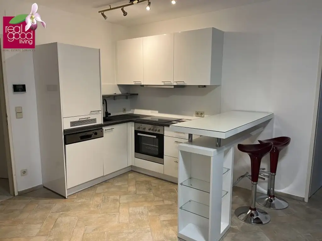 Gemütliche 2-Zimmer-Wohnung mit Terrasse und Garage in 1140 Wien – nur €792!