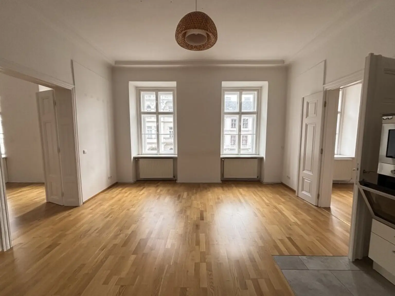 Im Herzen vom ALSERGRUND + GERÄUMIGE 4 Zimmer-Wohnung + nahe ARNE-KARLSSON-PARK!