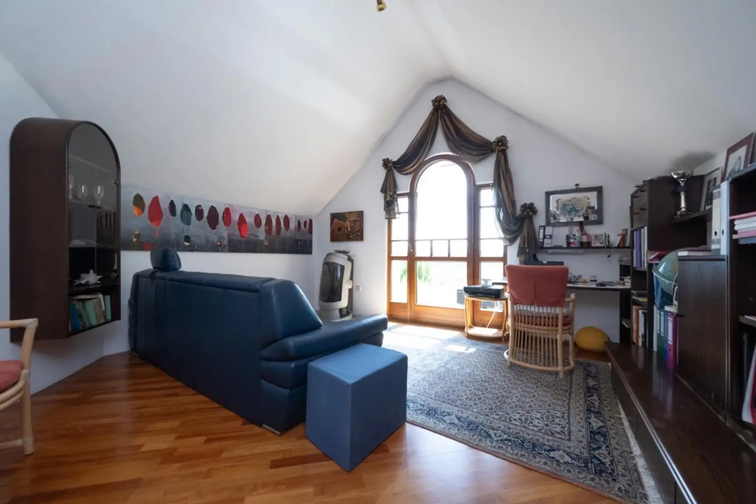 Uneinsehbares Wohnjuwel mit 7.984 m² Grundstück – einzigartiges Naturparadies mit herrlichem Panoramablick am Heuberg in Dietach!