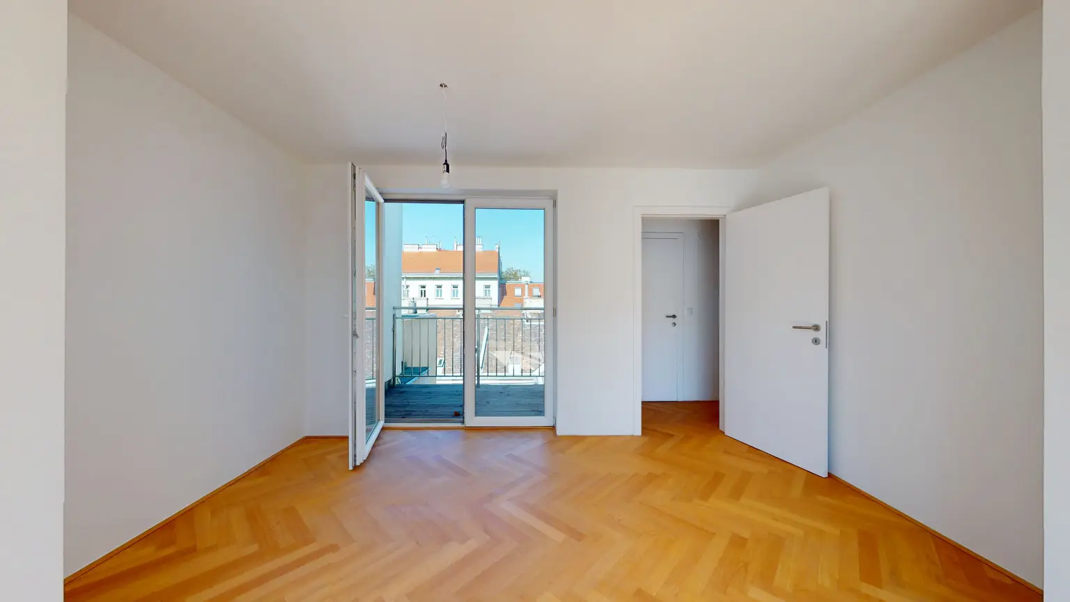 Helle Dachgeschoßwohnung mit 3 Zimmern und Terrassen in Wien-Alsergrund