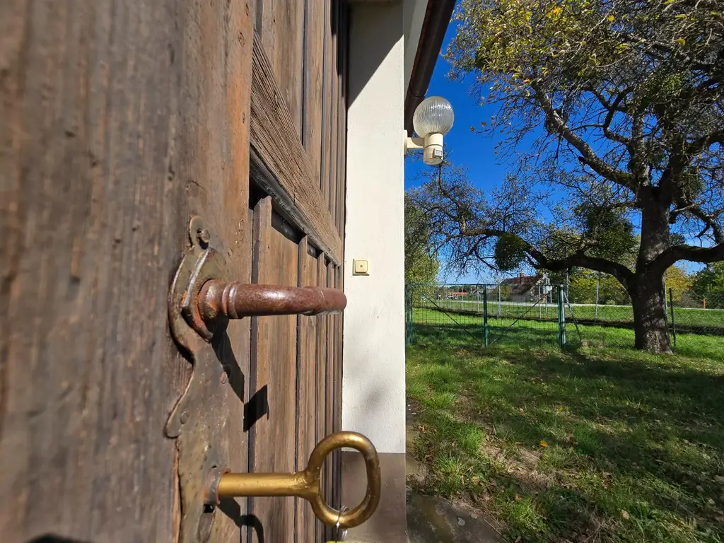 Rarität "Vierkanter" direkt neben dem Golfplatz