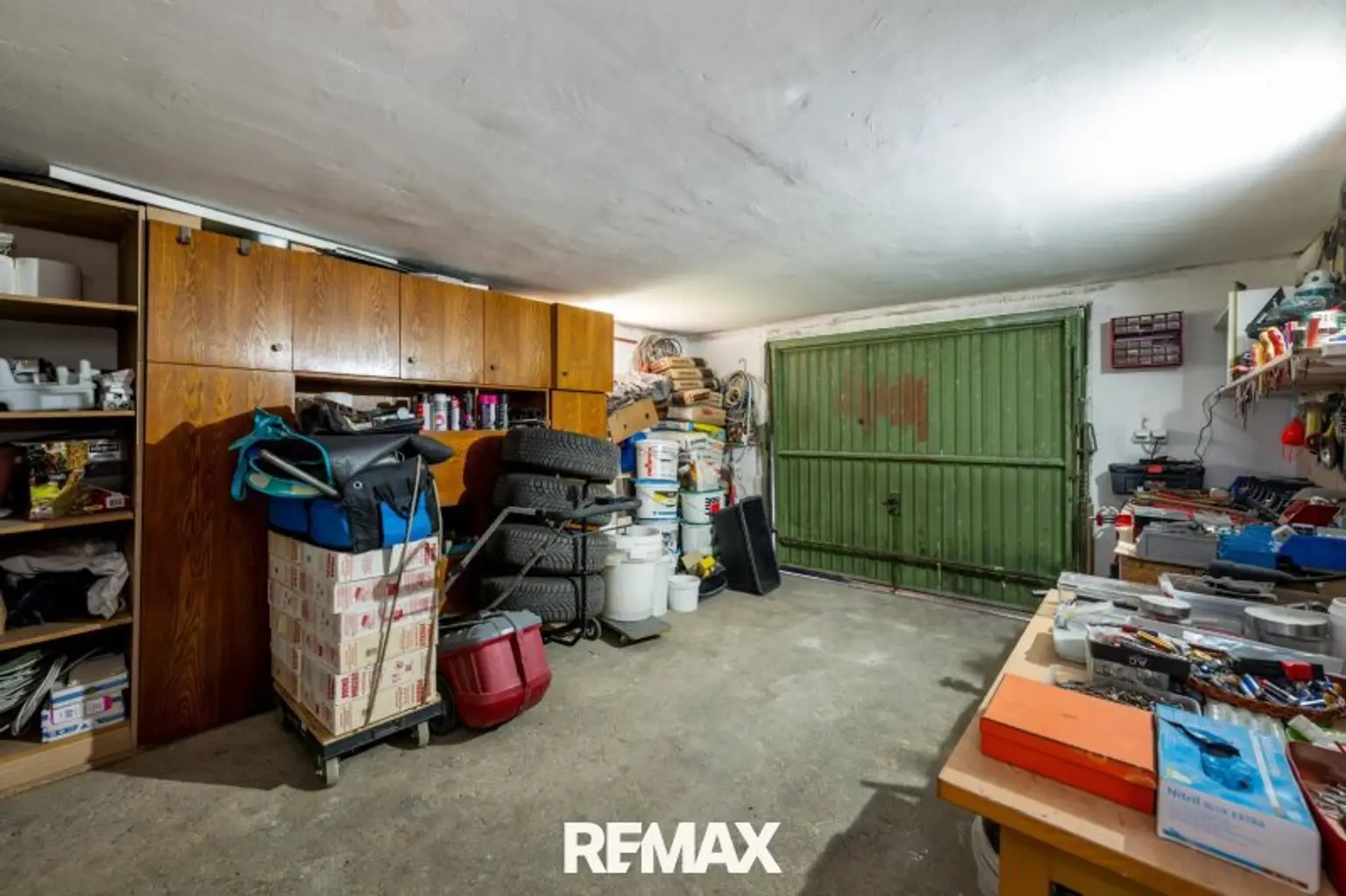 Keller Garage