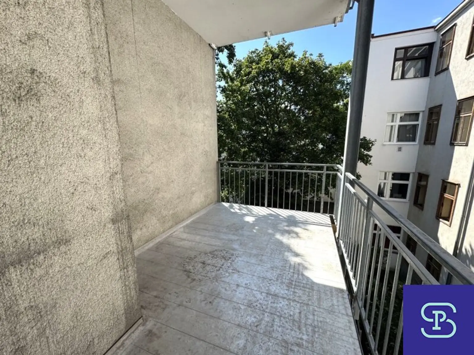 Provisionsfrei: Unbefristeter 67m² Altbau mit Einbauküche und Balkon - 1140 Wien