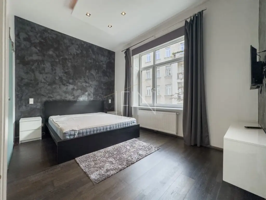 Altbauliebe trifft Wiener Klassik - 124m² Stil und Eleganz im 4. Bezirk