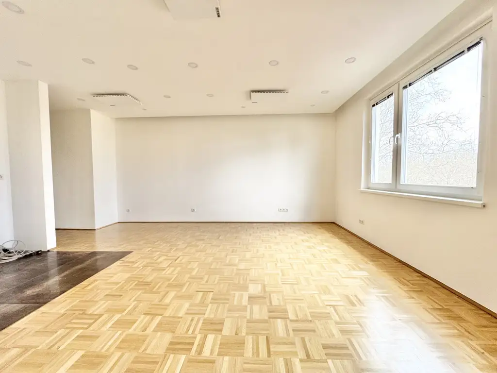 ERSTBEZUG NACH SANIERUNG | HELLE 2 ZIMMER | GRÜN-RUHELAGE