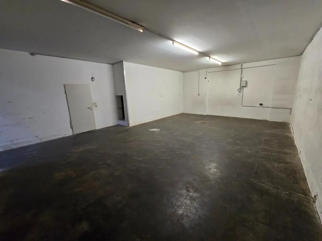 FLEXIBEL nutzbare Hallenflächen, von 53 - 328 m² für IHR GEWERBE